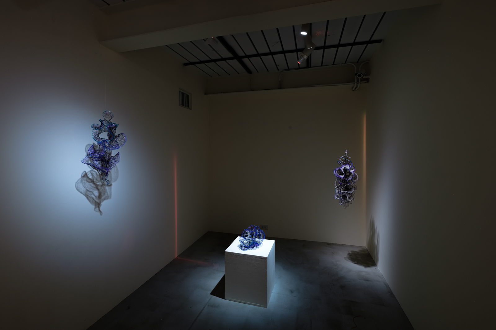 Installation view 6 of An Unusual Knot at Hiro Hiro Art Space, Taipei.
