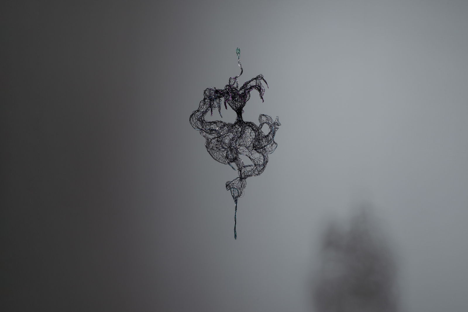 Being as a Woman, view 5, enamelled copper wire, H35 × W21 × D15 cm.